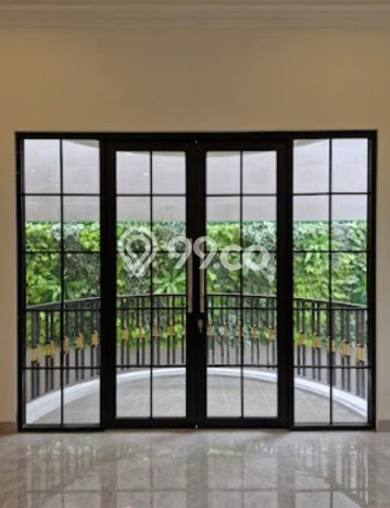 Rumah Mewah Brand New Bentuk Ngantong Ada Multi Function Room Lokasi Strategis Di Jalan Besar Tomang Rumah Mewah Brand New Bentuk Ngantong Ada Multi Function Room Lokasi Strategis Di Jalan Besar Tomang