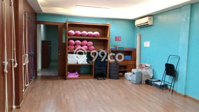 Untuk Dijual! Ruko di Meruya Jakarta Barat LT 70m2 / LB 279m2 Kawasan Strategis Untuk Dijual! Ruko di Meruya Jakarta Barat LT 70m2 / LB 279m2 Kawasan Strategis
