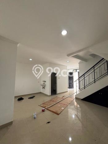 Rumah Minimalis 4 KT di Gading Serpong Tangerang Unfurnished Rumah Minimalis 4 KT di Gading Serpong Tangerang Unfurnished