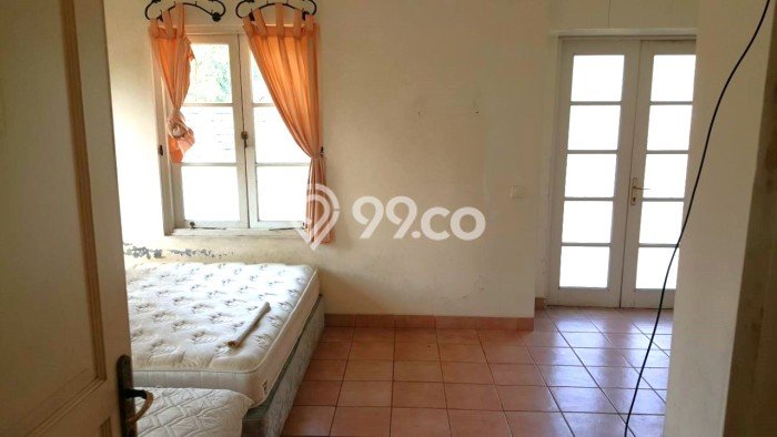 Jual Rumah Luas Elegan Dengan View Eksklusif di BSD, Tangerang Jual Rumah Luas Elegan Dengan View Eksklusif di BSD, Tangerang