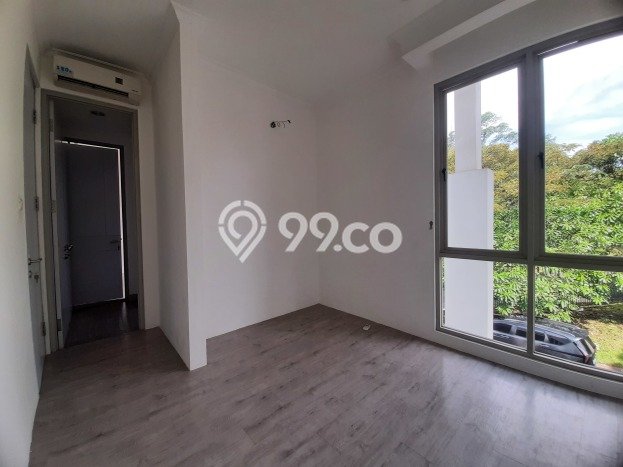 Rumah Nyaman di BSD, Tangerang, Luas 206m² Bangunan 237m² Rumah Nyaman di BSD, Tangerang, Luas 206m² Bangunan 237m²