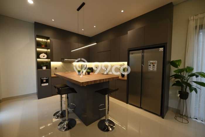 Rumah Baru SHM di Kencana Loka, Tangerang Selatan, Full Furnished Rumah Baru SHM di Kencana Loka, Tangerang Selatan, Full Furnished