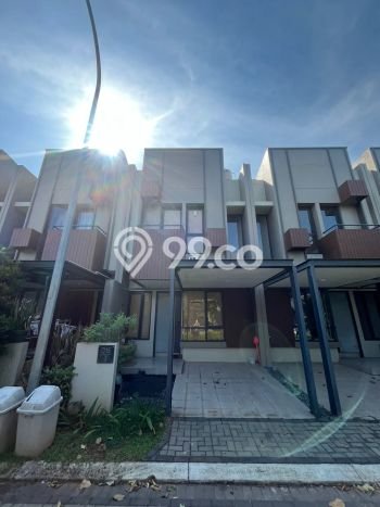 For Sale Hunian Rumah Terawat 3 KT di BSD, Tangerang For Sale Hunian Rumah Terawat 3 KT di BSD, Tangerang