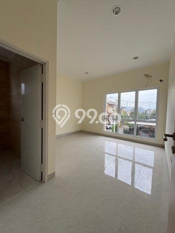 Ready to Use! Luxury House LT 104m2 Desain Modern di Summarecon Serpong Ready to Use! Luxury House LT 104m2 Desain Modern di Summarecon Serpong