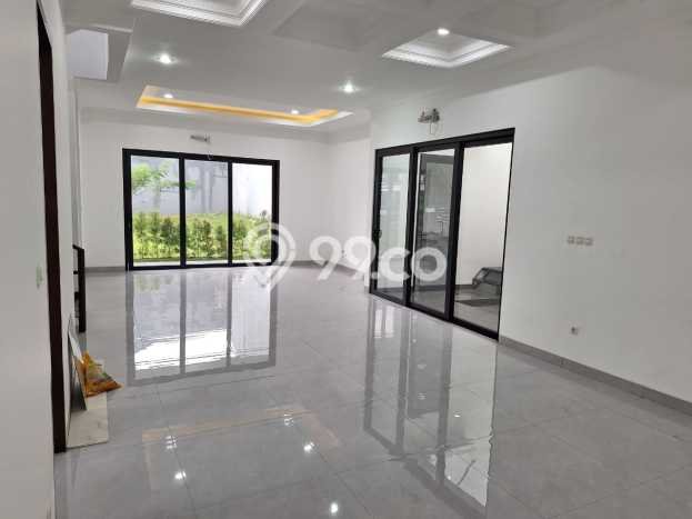 For Sale! Luxury House LT 208m2 Desain Elegan di BSD For Sale! Luxury House LT 208m2 Desain Elegan di BSD