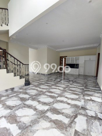 Rumah Elit Modern Tanpa Renovasi di BSD Puspita Loka Tangerang Rumah Elit Modern Tanpa Renovasi di BSD Puspita Loka Tangerang