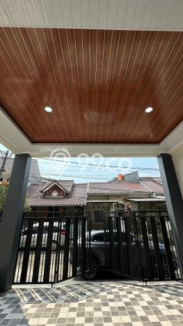 Jual Rumah Eksklusif 4 KT di Villa Melati Mas, Tangerang Selatan Jual Rumah Eksklusif 4 KT di Villa Melati Mas, Tangerang Selatan