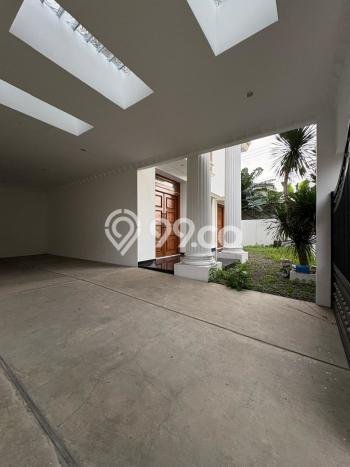 Hunian Mewah Dijual LT 340m2 di BSD, Tangerang Selatan Hunian Mewah Dijual LT 340m2 di BSD, Tangerang Selatan