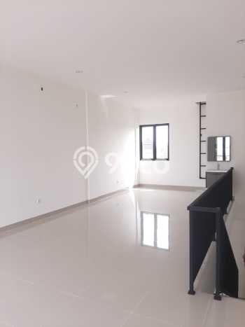 LOKASI PREMIUM! Ruko di BSD Griya Loka, Luas 200m², Akses Strategis LOKASI PREMIUM! Ruko di BSD Griya Loka, Luas 200m², Akses Strategis