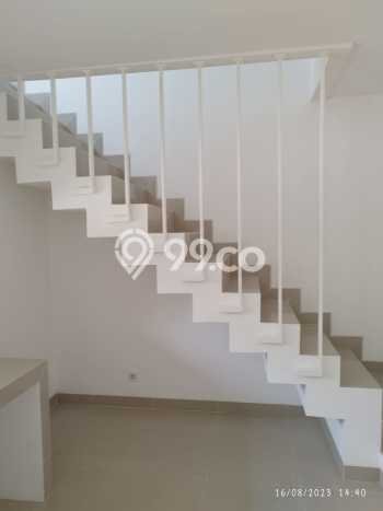 Rumah 2 KT 1 KM Semi Furnished di Jababeka, Dekat Mal, Bekasi Rumah 2 KT 1 KM Semi Furnished di Jababeka, Dekat Mal, Bekasi