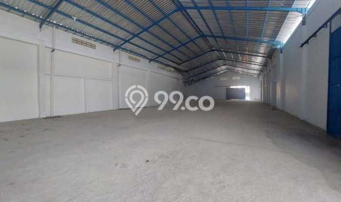 Unit Gudang Disewa Lokasi Kartosuro, Solo Spesifikasi Luas Bangunan 1225m2 Unit Gudang Disewa Lokasi Kartosuro, Solo Spesifikasi Luas Bangunan 1225m2
