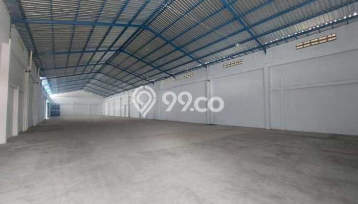 Unit Gudang Disewa Lokasi Kartosuro, Solo Spesifikasi Luas Bangunan 1225m2 Unit Gudang Disewa Lokasi Kartosuro, Solo Spesifikasi Luas Bangunan 1225m2