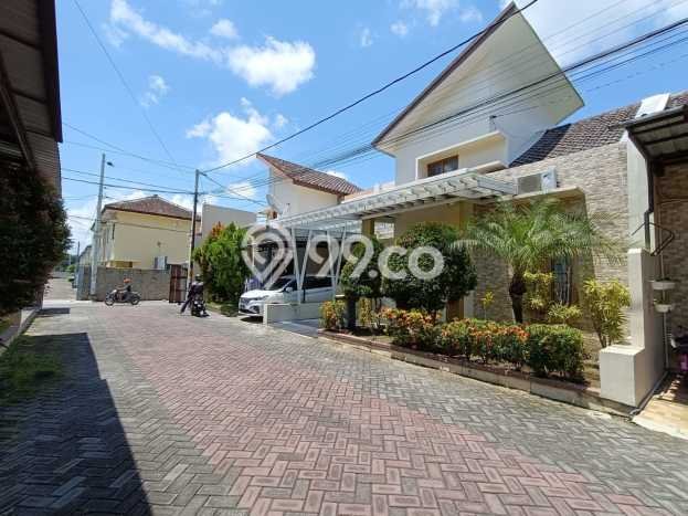Dijual Cepat Rumah Bagus Siap Huni LB 70m2 di Colomadu, Solo Dijual Cepat Rumah Bagus Siap Huni LB 70m2 di Colomadu, Solo