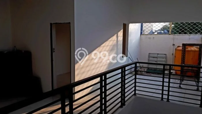 Rumah Kost Dijual di Kemayoran, Jakarta Pusat, Spesifikasi 10 KT, 4 KM, 200m2 Rumah Kost Dijual di Kemayoran, Jakarta Pusat, Spesifikasi 10 KT, 4 KM, 200m2