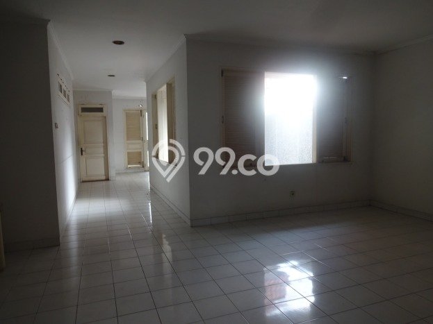 Gudang Komersial Disewakan di Menteng Jakarta Pusat Luas 646m2 Gudang Komersial Disewakan di Menteng Jakarta Pusat Luas 646m2