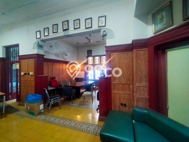 Unit Ruko Disewa Lokasi Menteng, Jakarta Pusat Spesifikasi Luas Bangunan 450m2 Unit Ruko Disewa Lokasi Menteng, Jakarta Pusat Spesifikasi Luas Bangunan 450m2