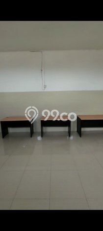 Unit Gudang Disewa Lokasi Tanah Abang, Jakarta Pusat Spesifikasi Luas Bangunan 55m2 Unit Gudang Disewa Lokasi Tanah Abang, Jakarta Pusat Spesifikasi Luas Bangunan 55m2