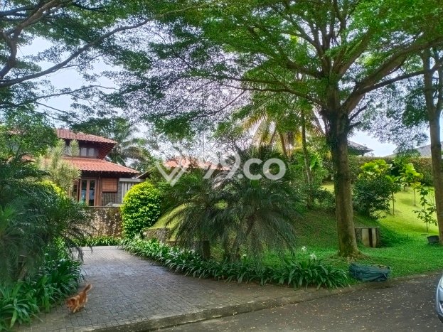LISTING BARU! Rumah Strategis di Rancamaya, Luas 1989m² LB 667m² LISTING BARU! Rumah Strategis di Rancamaya, Luas 1989m² LB 667m²