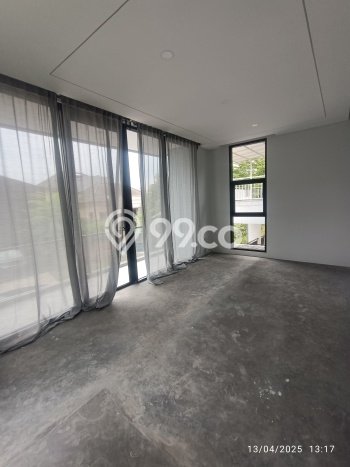 Ready to Use! Luxury House LT 300m2 Desain Modern di Sentul City Ready to Use! Luxury House LT 300m2 Desain Modern di Sentul City