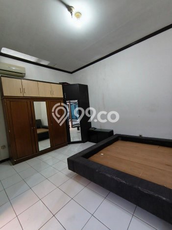Disewakan! Rumah 4 Kamar Tidur &
2 Kamar Mandi di Sukasari, Bogor Disewakan! Rumah 4 Kamar Tidur &
2 Kamar Mandi di Sukasari, Bogor