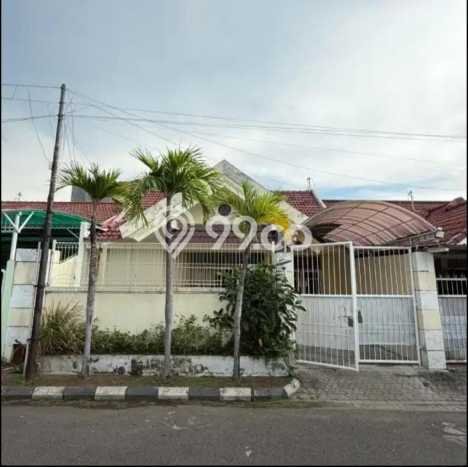 BEST DEAL! Rumah area , 3 KT, Akses Mudah Fasilitas Umum, Luas 135m2m² Bangunan 135m2m² BEST DEAL! Rumah area , 3 KT, Akses Mudah Fasilitas Umum, Luas 135m2m² Bangunan 135m2m²