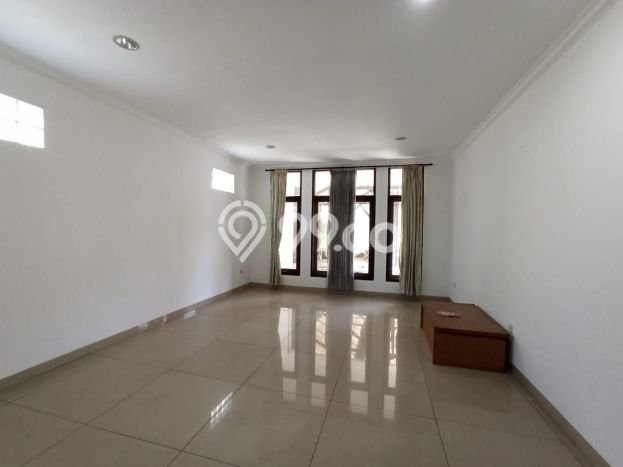 Siap Huni Hunian Elit 5 Kamar di Sukajadi Dekat ke Mana Saja Siap Huni Hunian Elit 5 Kamar di Sukajadi Dekat ke Mana Saja