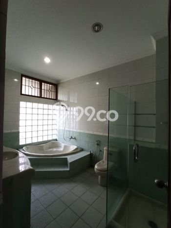 Siap Huni Hunian Elit 5 Kamar di Sukajadi Dekat ke Mana Saja Siap Huni Hunian Elit 5 Kamar di Sukajadi Dekat ke Mana Saja