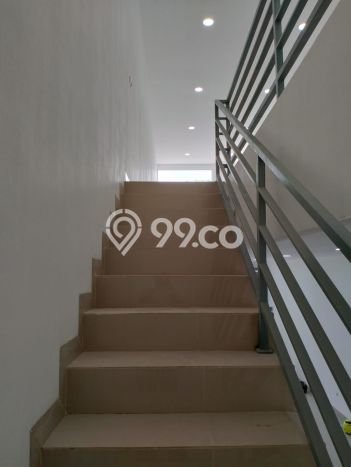 FOR SALE! Ruko di Holis Cigondewah Bandung, LT 146m2, LB 174m2 FOR SALE! Ruko di Holis Cigondewah Bandung, LT 146m2, LB 174m2