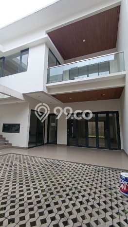 Rumah Mewah LB 465m2 Siap Pakai Desain Elegan di Asia Afrika, Bandung Rumah Mewah LB 465m2 Siap Pakai Desain Elegan di Asia Afrika, Bandung