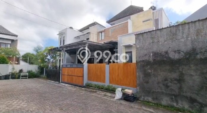 Rumah Luas Asri 3 KT Siap Huni di Jimbaran Badung Rumah Luas Asri 3 KT Siap Huni di Jimbaran Badung