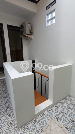 Rumah Minimalis 2 KT di Mekar Wangi Bandung Semi Furnished Rumah Minimalis 2 KT di Mekar Wangi Bandung Semi Furnished
