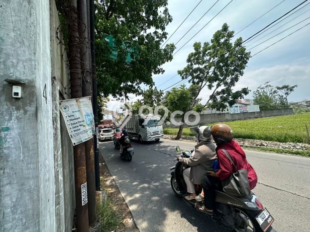 Gudang Dijual di Bandung LT 1000m2 & LB 750m2 Lokasi Terbaik! Gudang Dijual di Bandung LT 1000m2 & LB 750m2 Lokasi Terbaik!