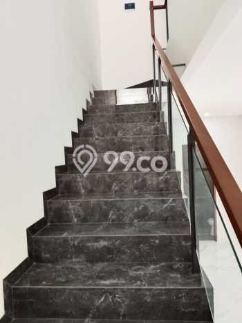 Hunian Elit LB 190m2 Siap Huni Desain Elegan di Mekar Wangi, Bandung Hunian Elit LB 190m2 Siap Huni Desain Elegan di Mekar Wangi, Bandung