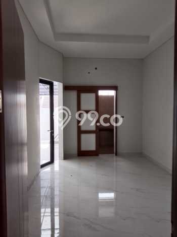 Hunian Elit LB 160m2 Siap Huni Desain Elegan di Mekar Wangi, Bandung Hunian Elit LB 160m2 Siap Huni Desain Elegan di Mekar Wangi, Bandung