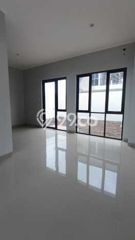 Rumah LT 134m2m² / LB 180m2m² Lokasi Premium di , Bandung Rumah LT 134m2m² / LB 180m2m² Lokasi Premium di , Bandung