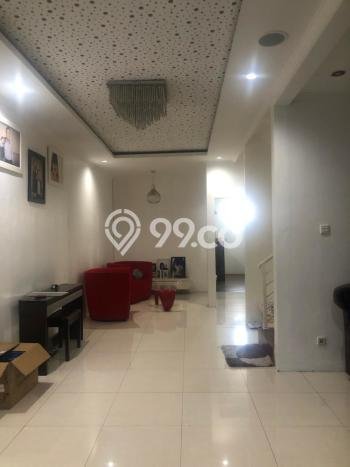 PENAWARAN TERBAIK! Rumah Premium area Arcamanik, LT 114m2m² Bangunan 400m2m² PENAWARAN TERBAIK! Rumah Premium area Arcamanik, LT 114m2m² Bangunan 400m2m²
