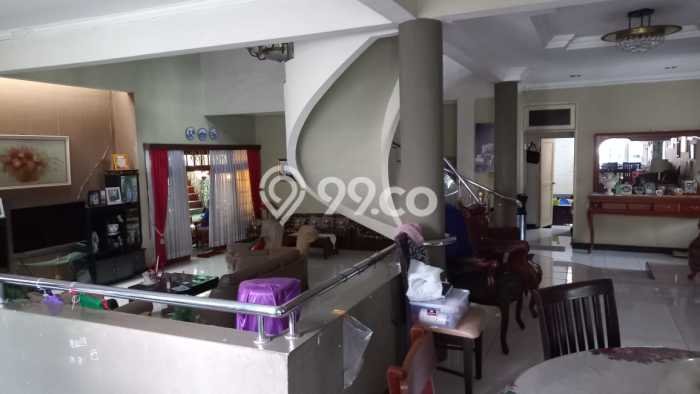 Rumah Elit LB 600m2 Siap Pakai Desain Elegan di Pasteur, Bandung Rumah Elit LB 600m2 Siap Pakai Desain Elegan di Pasteur, Bandung