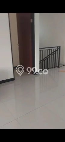 Rumah Mewah LB 260m2 Siap Pakai Desain Elegan di Taman Kopo Indah, Bandung Rumah Mewah LB 260m2 Siap Pakai Desain Elegan di Taman Kopo Indah, Bandung