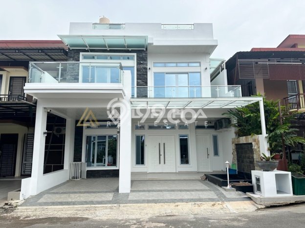 Jual Rumah Luas Megah Dengan View Eksklusif di Batam Centre, Batam Jual Rumah Luas Megah Dengan View Eksklusif di Batam Centre, Batam