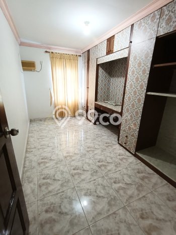Rumah area , 4 KT, Lingkungan Asri, Luas 127m2m² Bangunan 150m2m² Rumah area , 4 KT, Lingkungan Asri, Luas 127m2m² Bangunan 150m2m²