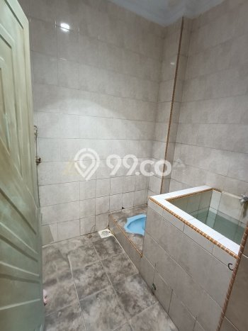 Rumah area , 4 KT, Lingkungan Asri, Luas 127m2m² Bangunan 150m2m² Rumah area , 4 KT, Lingkungan Asri, Luas 127m2m² Bangunan 150m2m²