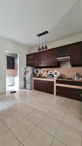 Rumah Luxury Modern Tanpa Renovasi di BSD Tangerang Rumah Luxury Modern Tanpa Renovasi di BSD Tangerang