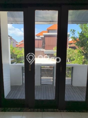 SPECIAL PROPERTY! Rumah area , Luas 150m2m² LB 180m2m² SPECIAL PROPERTY! Rumah area , Luas 150m2m² LB 180m2m²