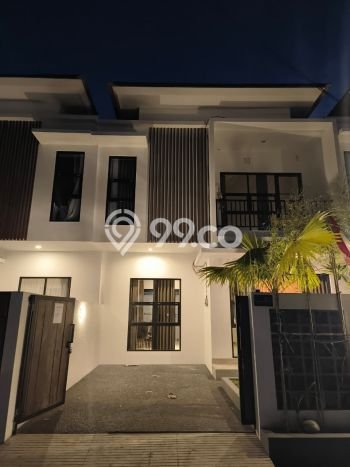 Rumah Nyaman di Dalung, 2 KM, Area Strategis, Luas 100m² Bangunan 100m² Rumah Nyaman di Dalung, 2 KM, Area Strategis, Luas 100m² Bangunan 100m²