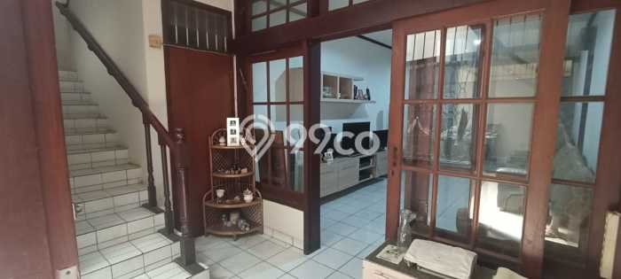 Rumah Luxury Modern Tanpa Renovasi di Ciateul Bandung Rumah Luxury Modern Tanpa Renovasi di Ciateul Bandung