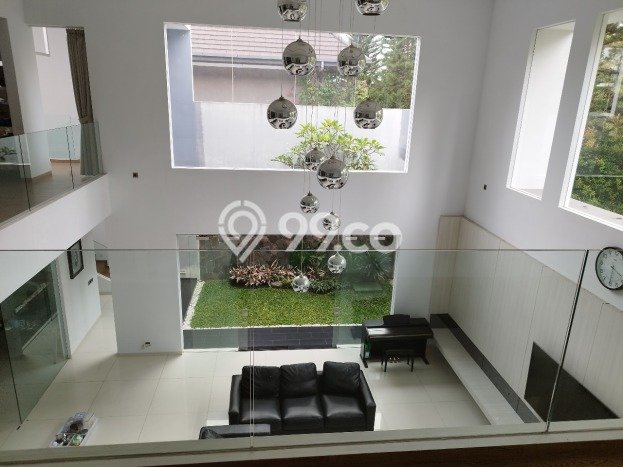 Hunian Mewah LB 560m2 Siap Pakai Desain Elegan di Kota Baru Parahyangan, Bandung Hunian Mewah LB 560m2 Siap Pakai Desain Elegan di Kota Baru Parahyangan, Bandung