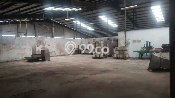 Unit Gudang Disewakan di Gede Bage di Area Ramai & Strategis Unit Gudang Disewakan di Gede Bage di Area Ramai & Strategis
