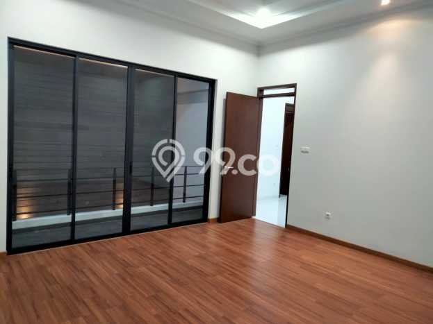 BEST INVESTMENT! Rumah area Mekar Wangi, Luas 160m² Bangunan 240m² BEST INVESTMENT! Rumah area Mekar Wangi, Luas 160m² Bangunan 240m²