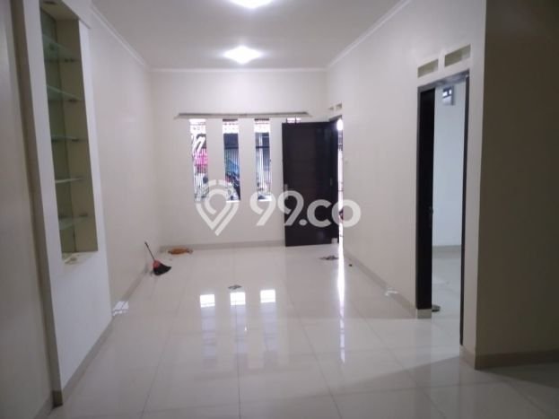 UNIT LANGKA! Rumah kawasan Sarijadi, 3 KM, View Kota, LT 98m² Bangunan 145m² UNIT LANGKA! Rumah kawasan Sarijadi, 3 KM, View Kota, LT 98m² Bangunan 145m²