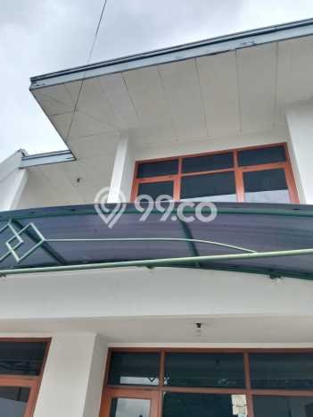 Disewakan! Rumah 4 Kamar Tidur &
3 Kamar Mandi di Dadali, Bandung Disewakan! Rumah 4 Kamar Tidur &
3 Kamar Mandi di Dadali, Bandung